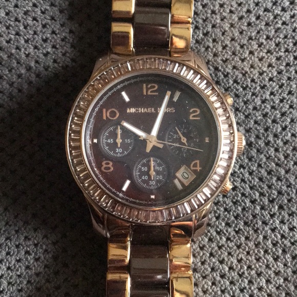 Michaels Kors Brown and Rose Gold Watch - Picture 1 of 4